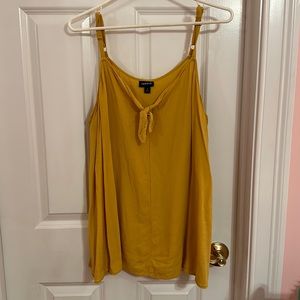 Torrid mustard bow tank